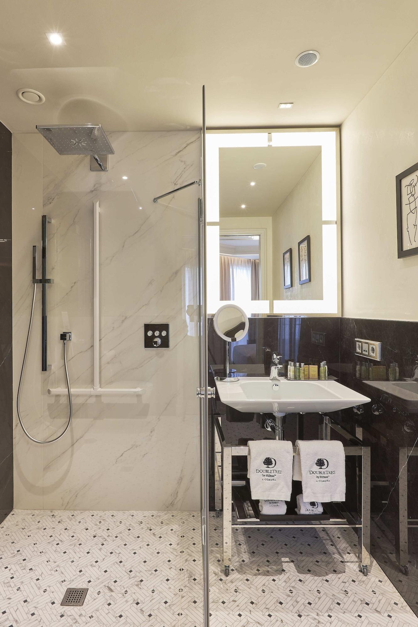 Doubletree By Hilton A Coruna Luaran gambar